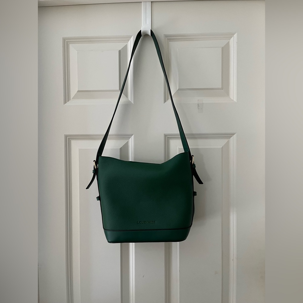 Louenhide green faux leather crossbody purse, zipper closure interior pockets